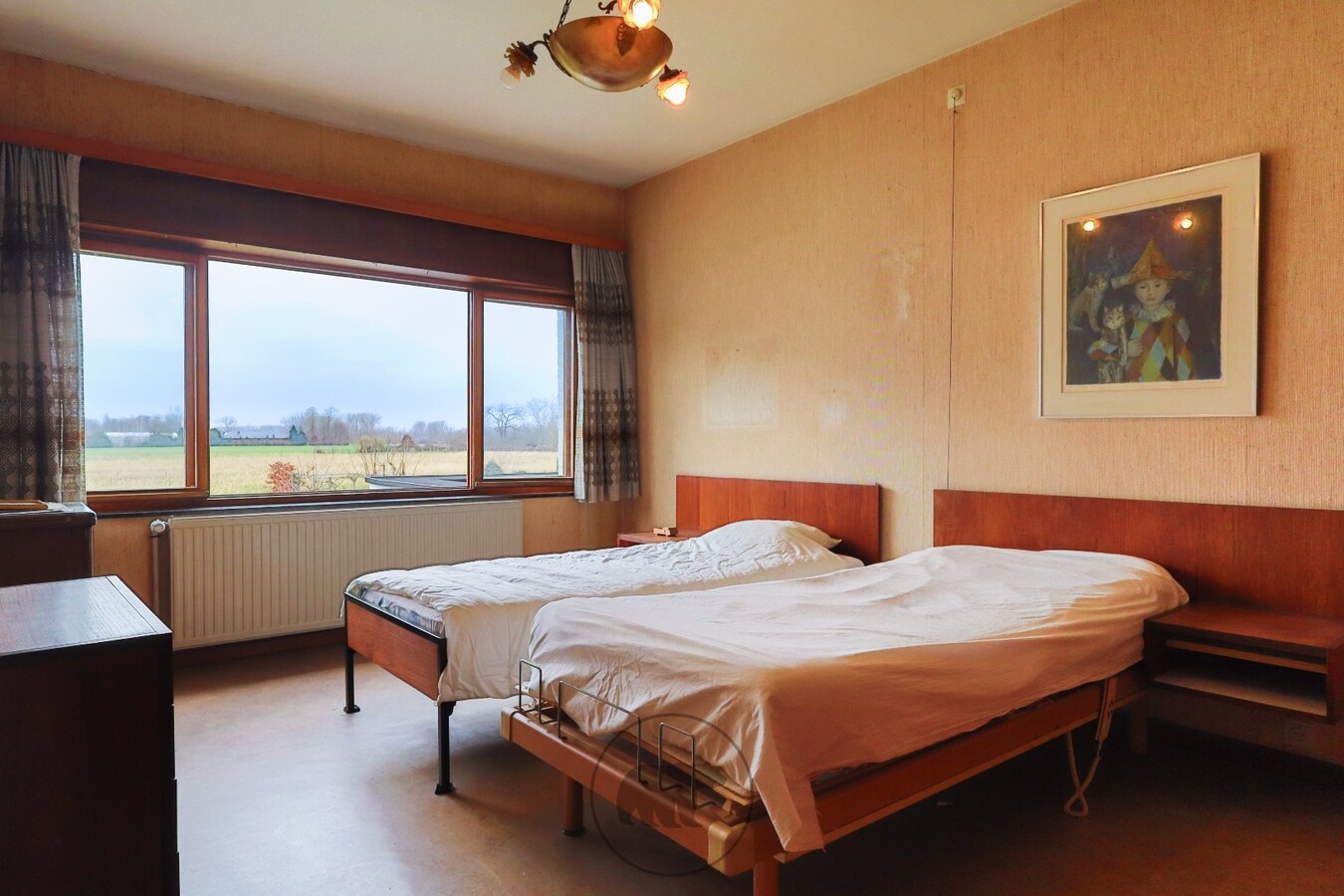 Woning met karakter en uitzicht op de velden nabij centrum Aalst 