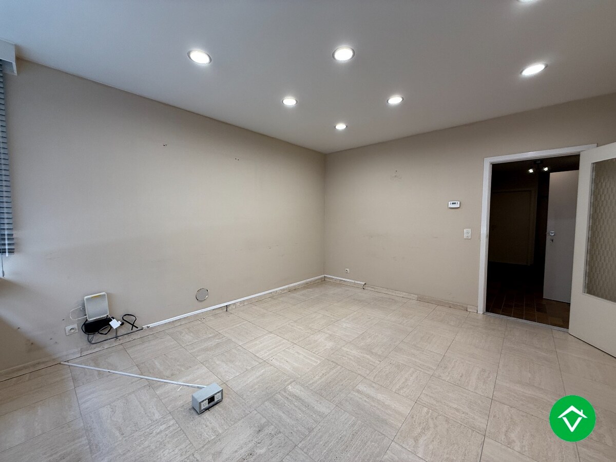 Gelijkvloers appartement met 2 slaapkamers in het centrum van Roeselare 