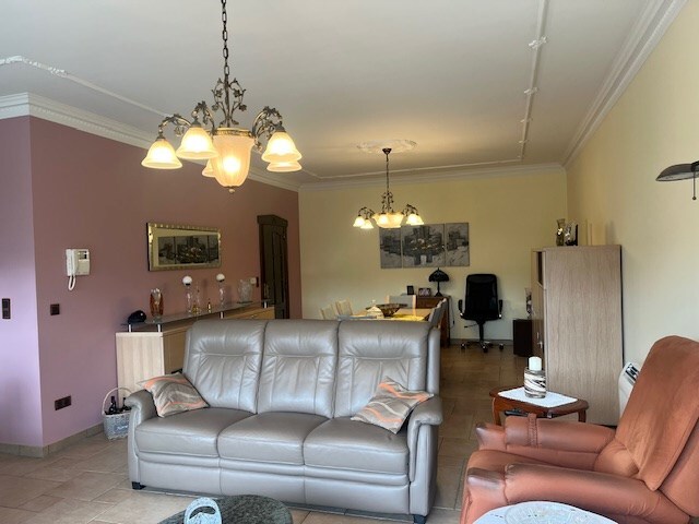 Ruim appartement met 2 slaapkamers en groot terras 