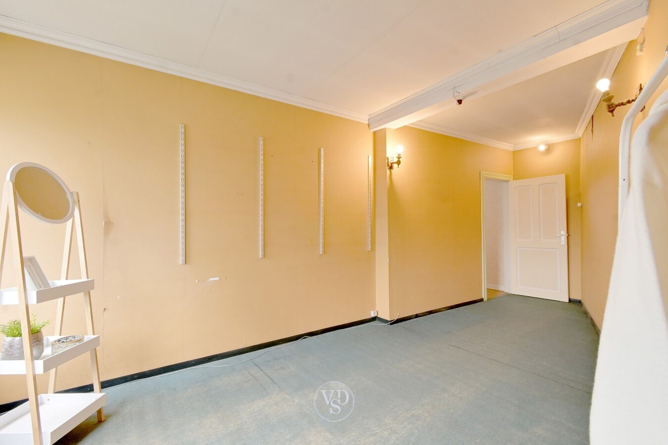 Karaktervolle herenwoning in centrum Asper. 