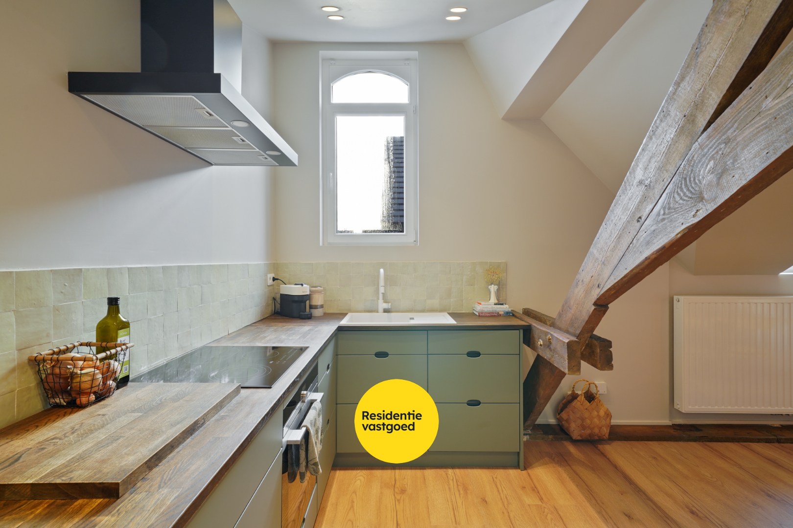 Stijlvol gerenoveerd appartement met karakter in het historisch centrum van Oostende 