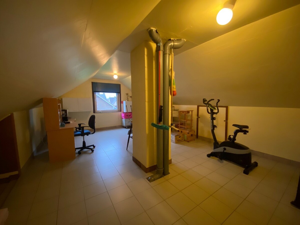 Rustig gelegen, alleenstaande woning te Houthulst 