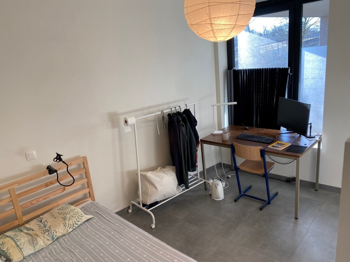 Nieuwbouwwoning nabij de Sterre - met terras en tuin ! 