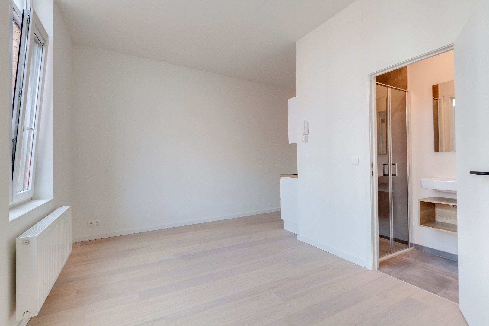 Studio (ENKEL INSCHRIJVEN VIA DE LINK AUB) https://ap.lc/bsrmk 