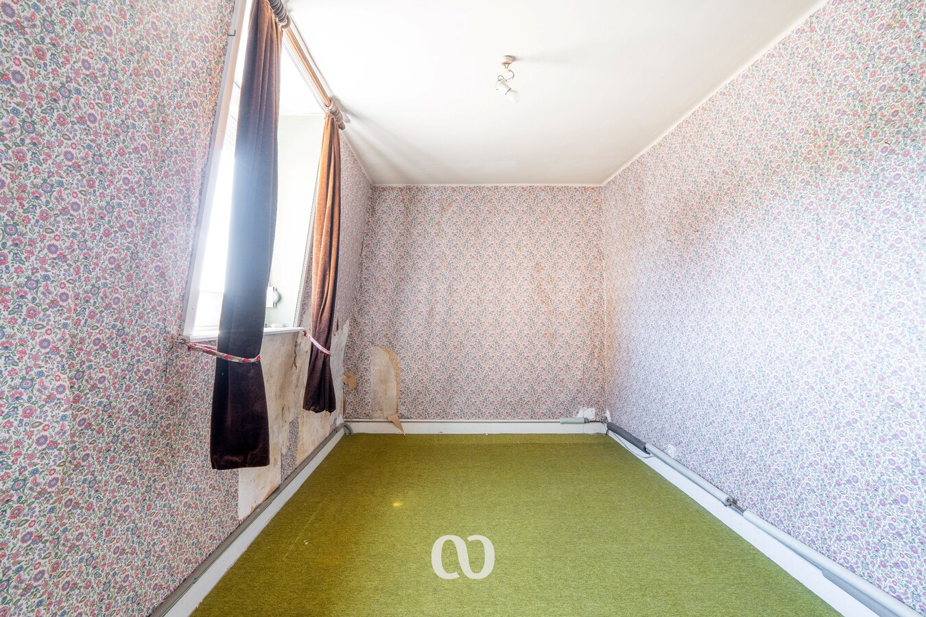 Woning met potentieel en uitstekende ligging 