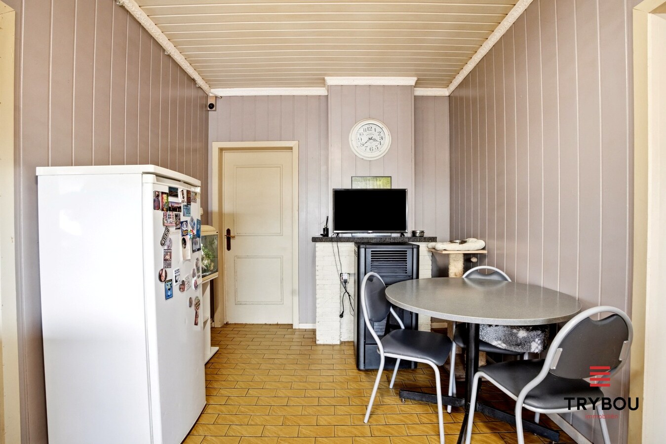 Rustig gelegen woning met 3 slaapkamers, garage en zolder in Houthulst 