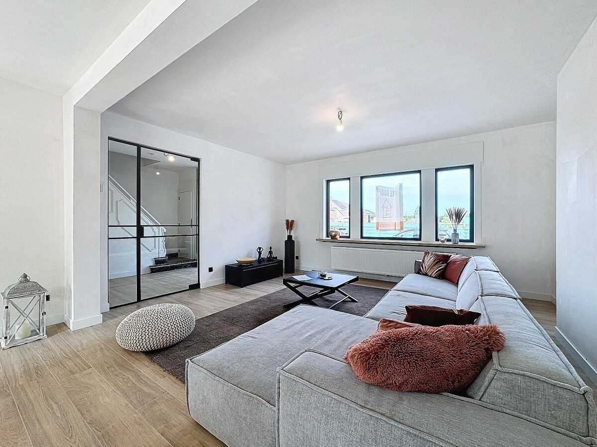 Top renovatieproject op residentiële ligging te Bevegem 