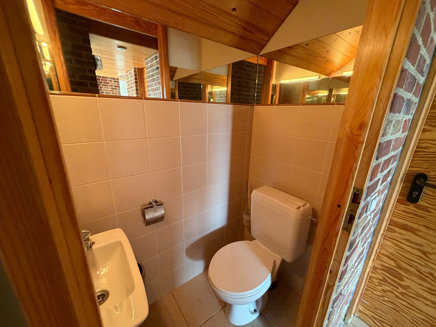 Ruime alleenstaande woning te huur met 3 slaapkamers, garage en tuin – Olmenlaan 99, Zulte 