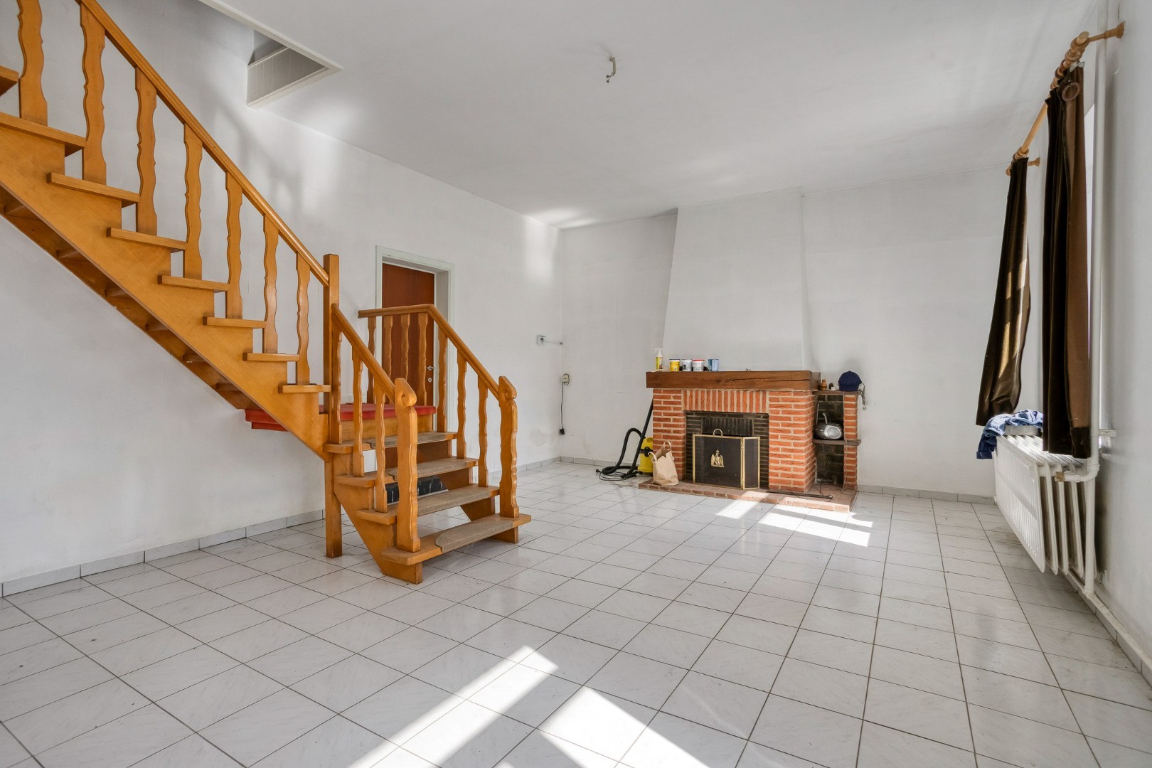 TE RENOVEREN WONING met 2/3/4 slaapkamers en tuin – 1640 SINT-GENESIUS-RODE 