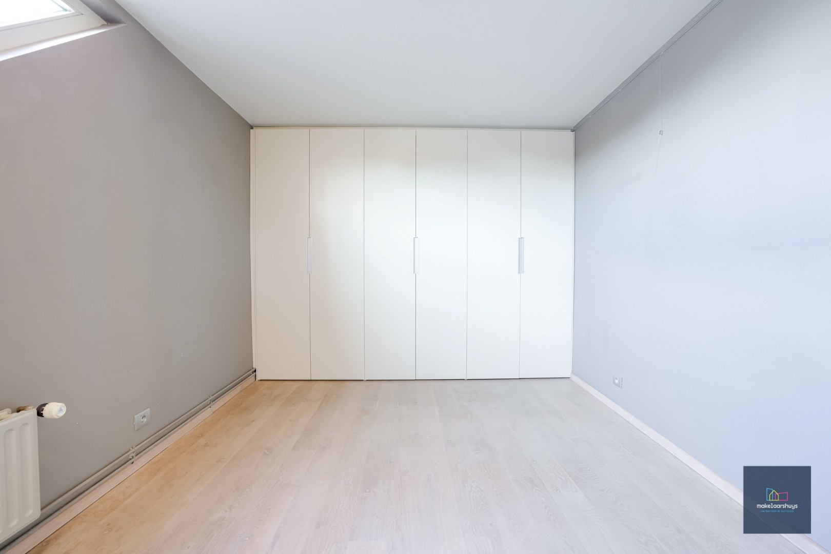 VERHUURD NSCHRIJVEN via de site ; Stijlvolle duplex in de hist. stadskern 