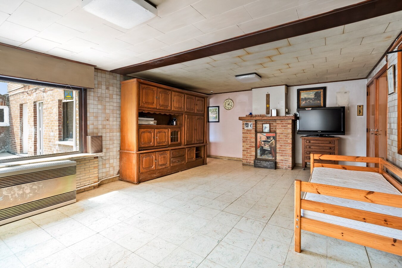 Ruime woning met loods op 882 m² 