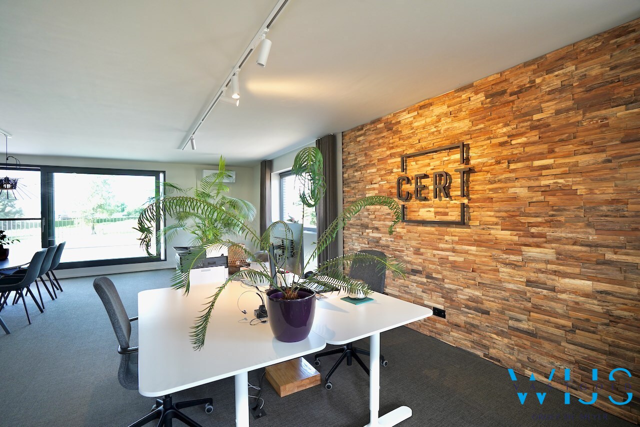 Zeer tof kantoor van 130m² te Assenede ! 