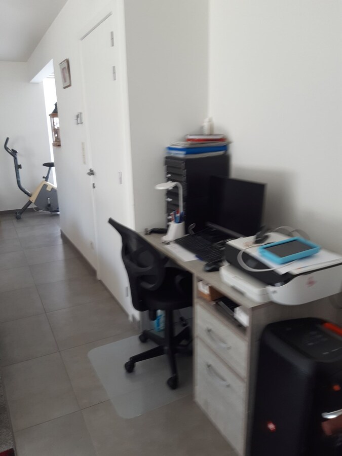 Half open (160 m²) met zonnepanelen ! 