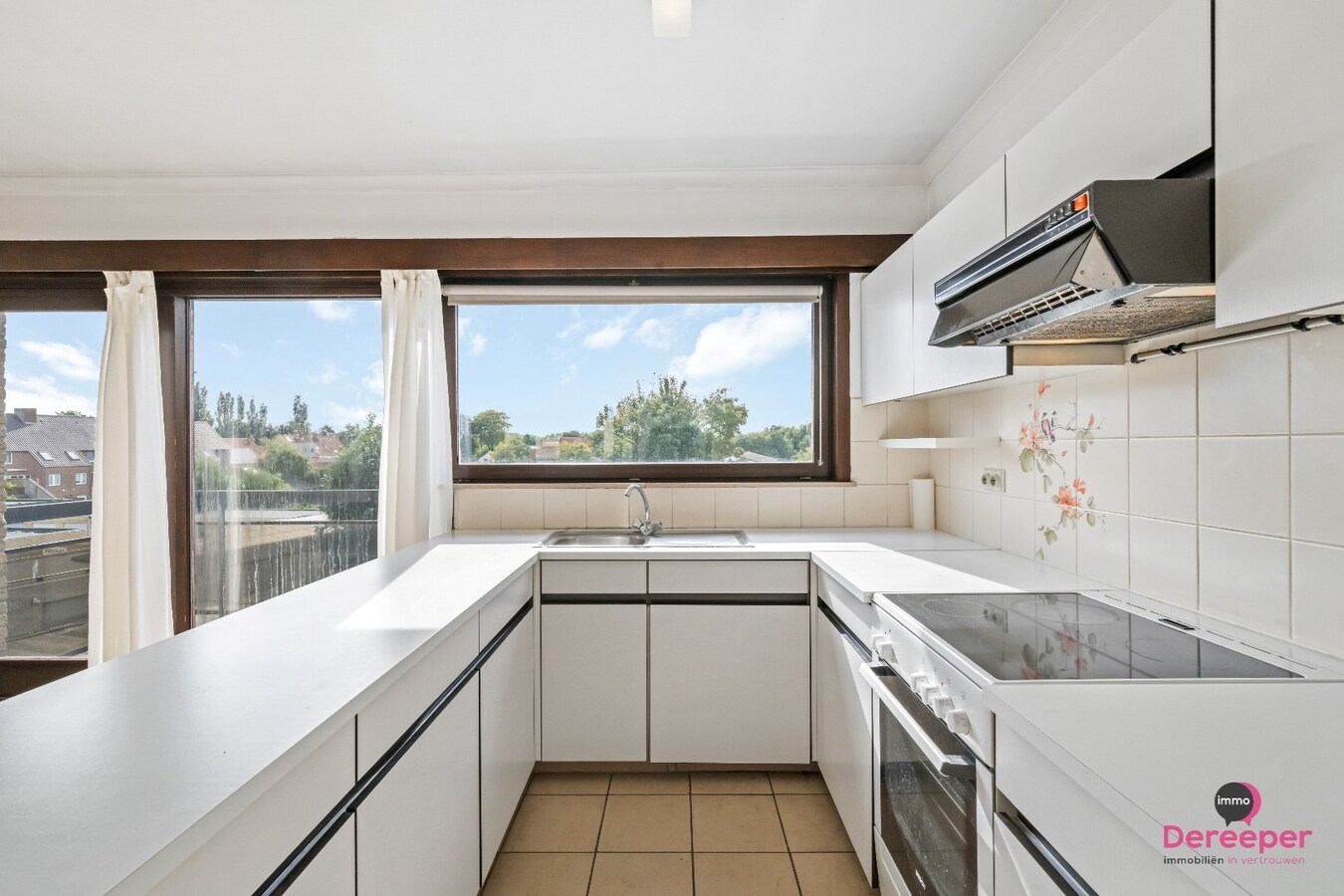 Ruim en licht appartement met 3 slaapkamers – ideaal voor gezinnen of investeerders 