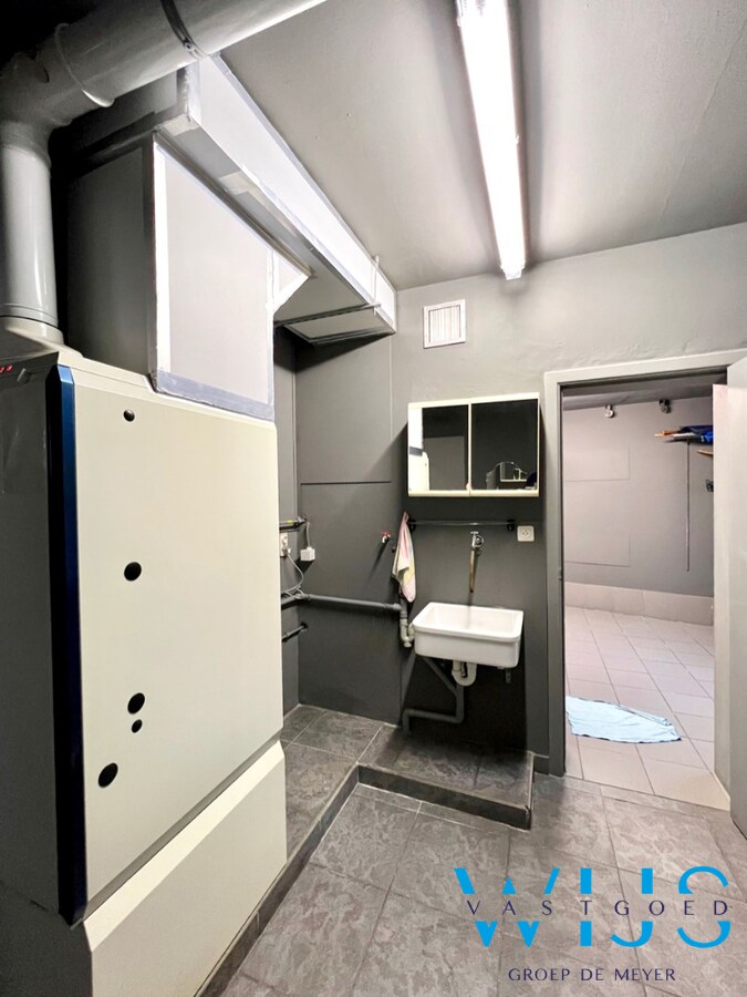 Instapklaar en gezellig woonhuis in hartje Ertvelde ! 