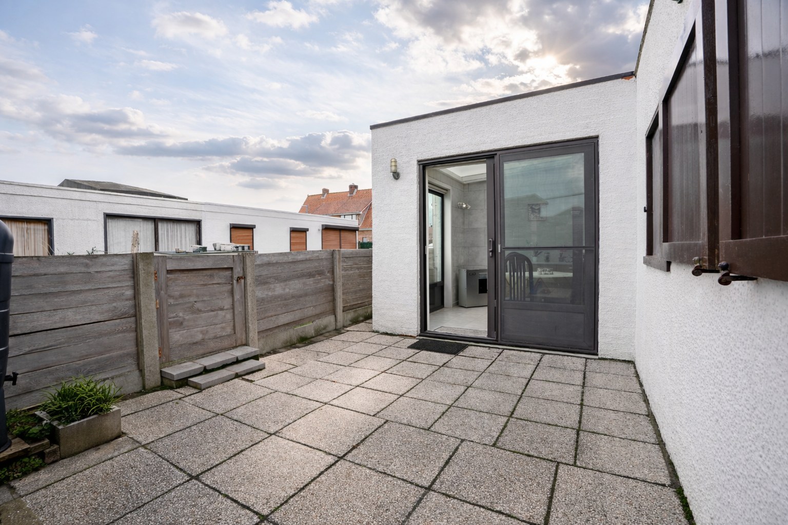 Gezellige vakantiewoning met 2 slaapkamers te Koksijde, nabij het natuurgebied de Doornpanne duinen. 