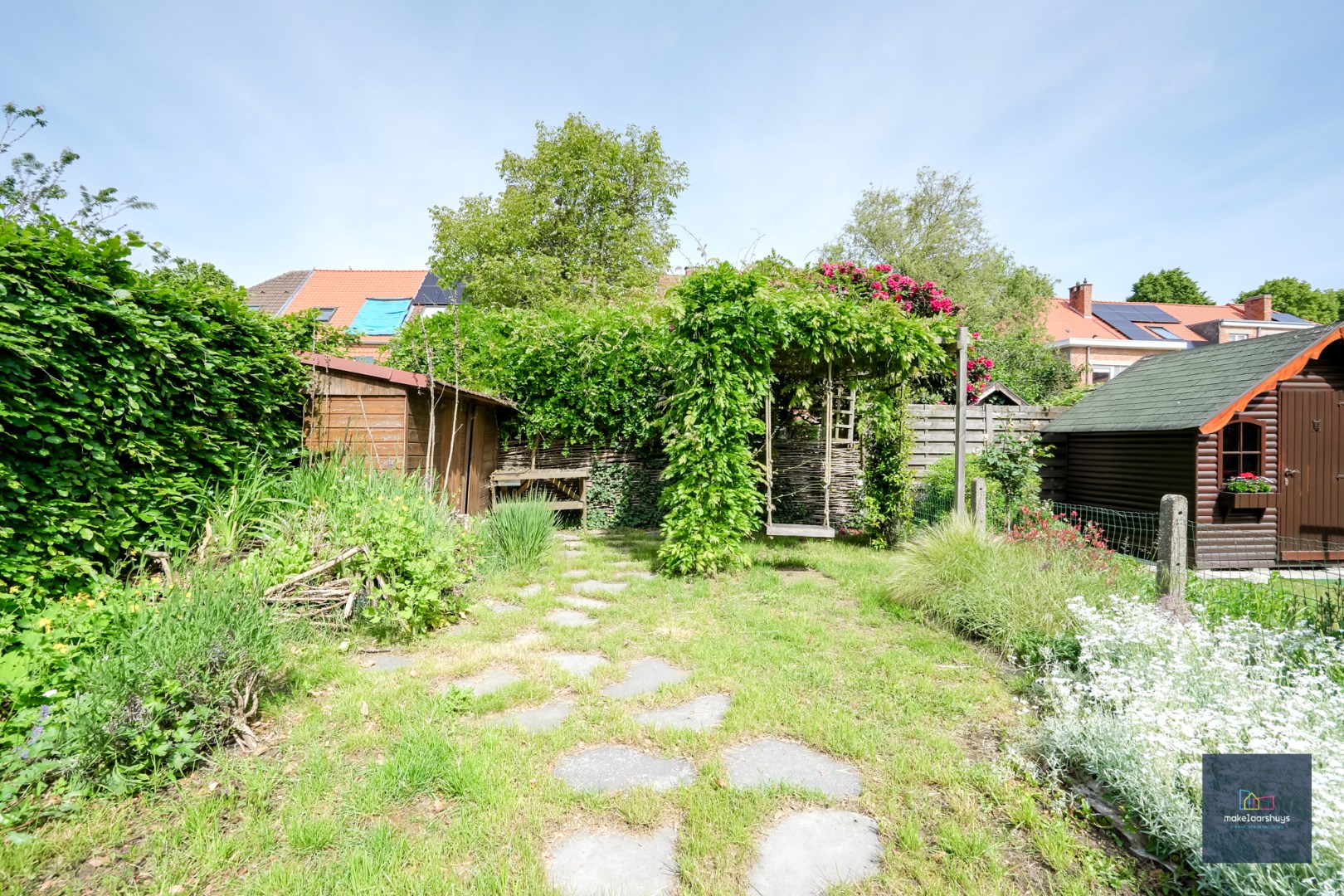 Topper : Ruime gezinswoning met 5 slaapkamers en tuin 