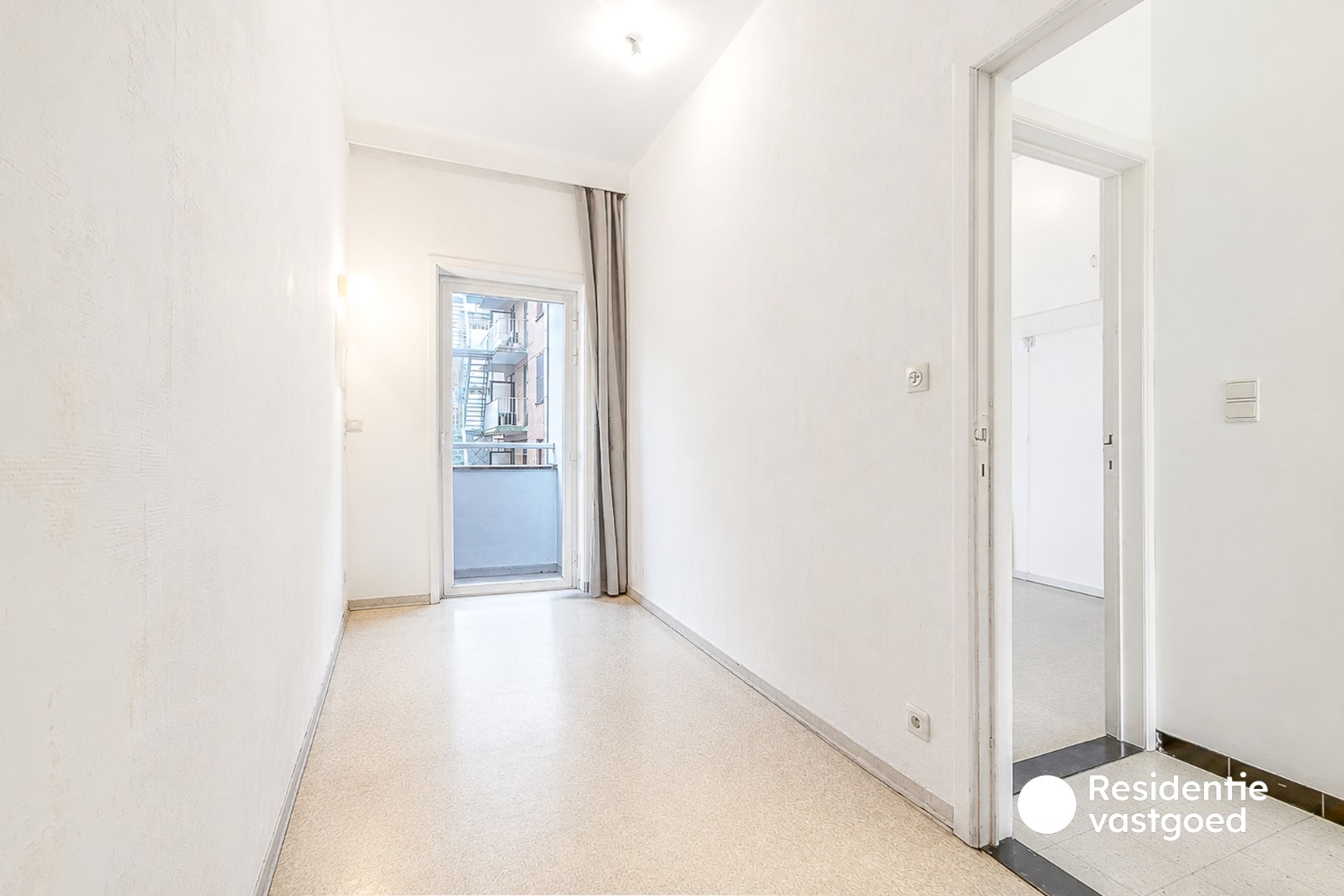 Gerenoveerd 2-slaapkamerappartement met terras op topligging aan de Haven van Blankenberge 