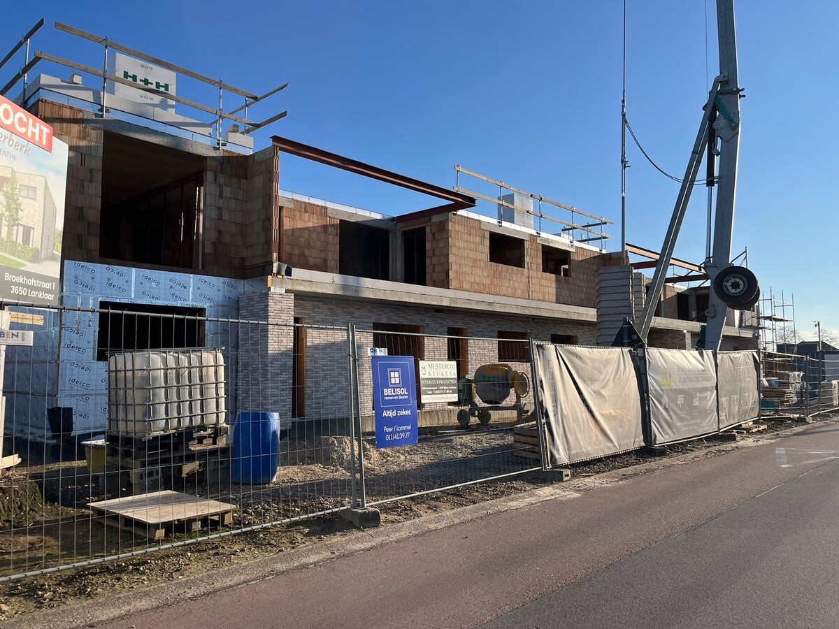 Residentie Zilverberk te Lanklaar: 10 riante appartementen 