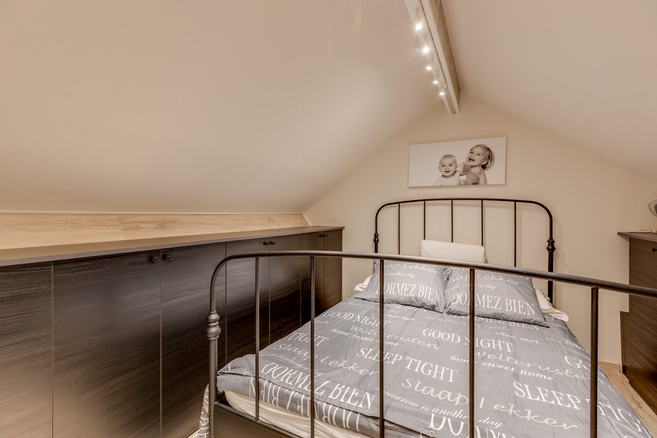 Gerenoveerde duplex met 3 slpk te Pelt! 