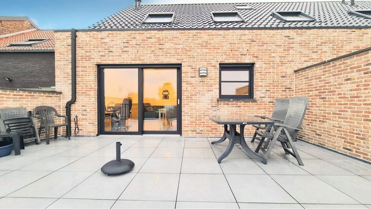 Moderne duplex van 2019 met royaal zuidgeoriënteerd terras 
