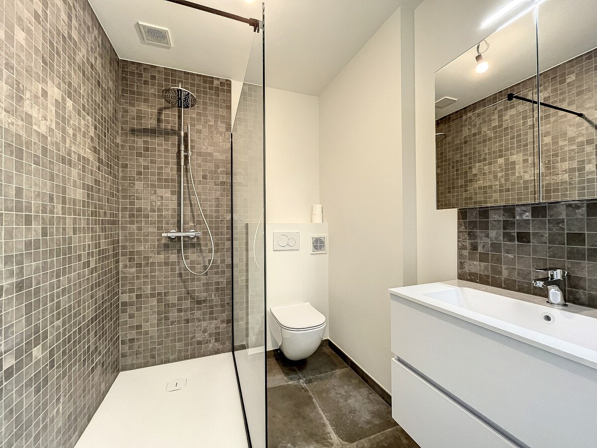 Nieuwbouw penthouse met zonneterras te centrum Zottegem 