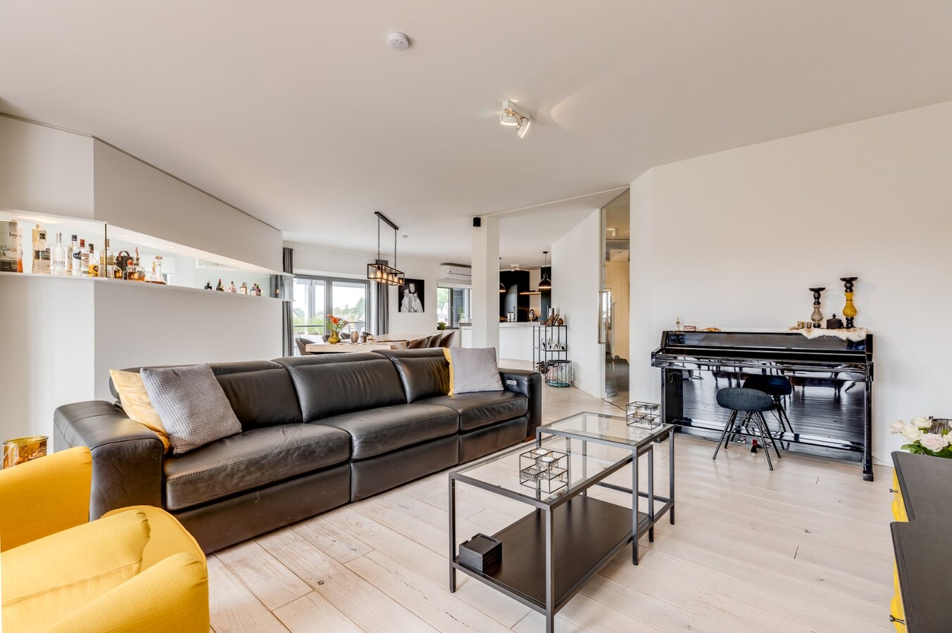 Gerenoveerde duplex met 3 slpk te Pelt! 