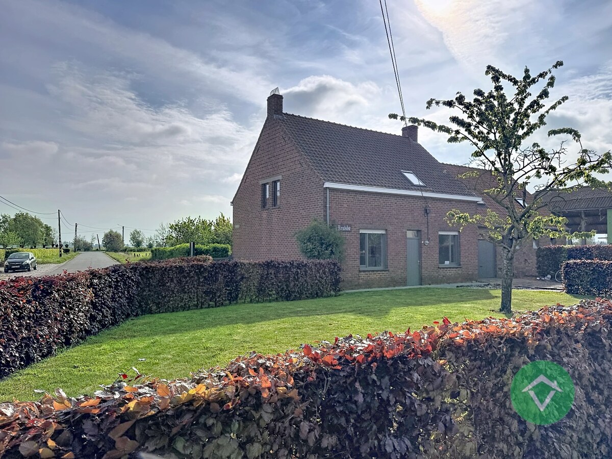 Woning met 3 slaapkamers en garage te Koekelare 