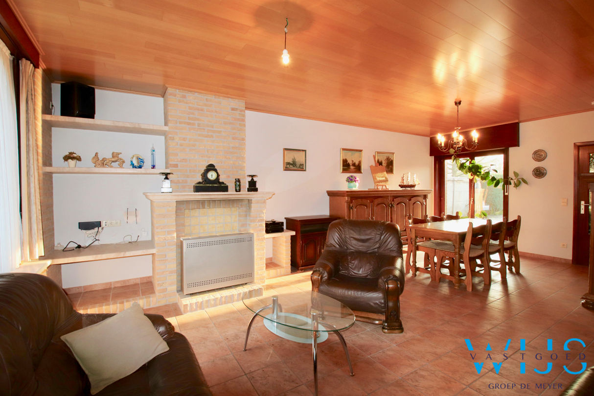 Tof gezellig woonhuis op een prachtig ruim perceel te Boekhoute ! 