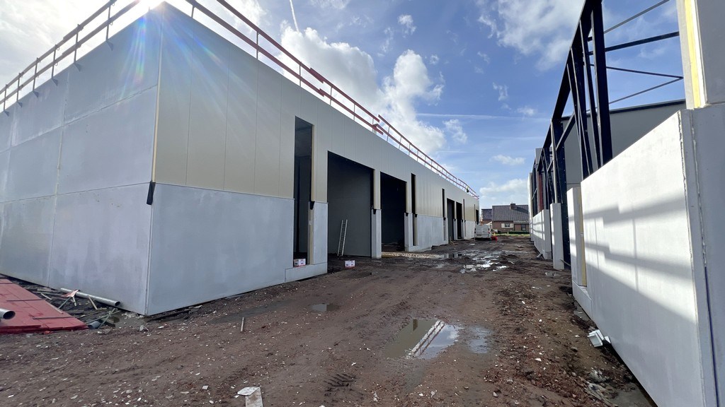 Nieuwbouw magazijnen te koop in Bizzpark Doornzele