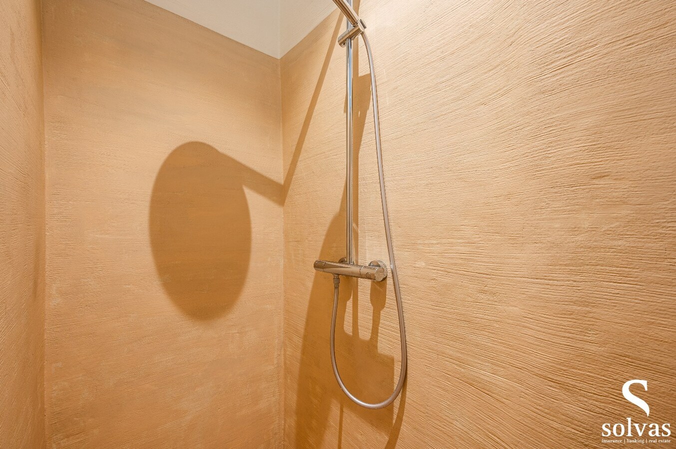 Uniek pand in het hart van Maldegem – wonen en werken onder één dak! 