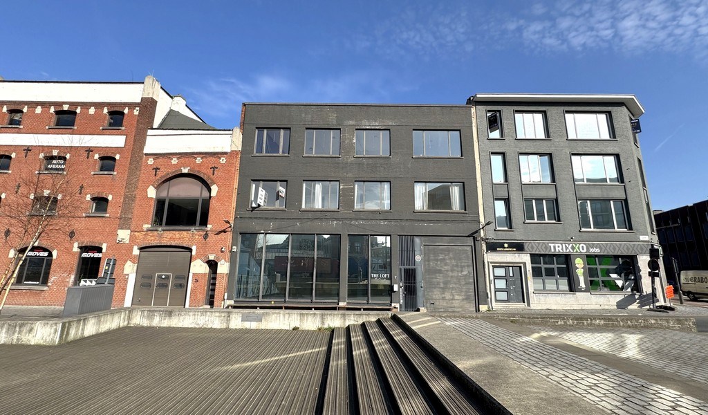 Kantoor in loftstijl te huur aan Ijzerlaanbrug te Antwerpen