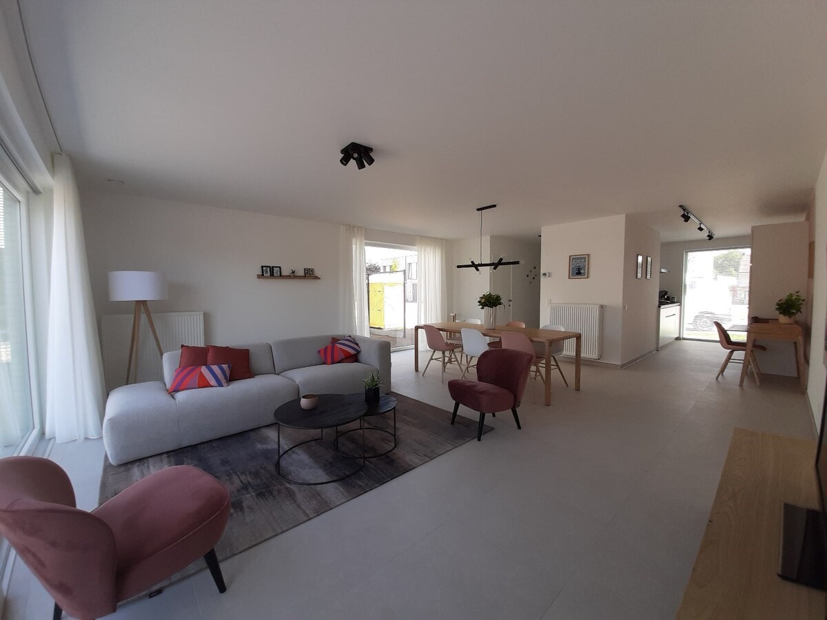 Nieuwbouwwoning met 3 slaapkamers te Houthulst 