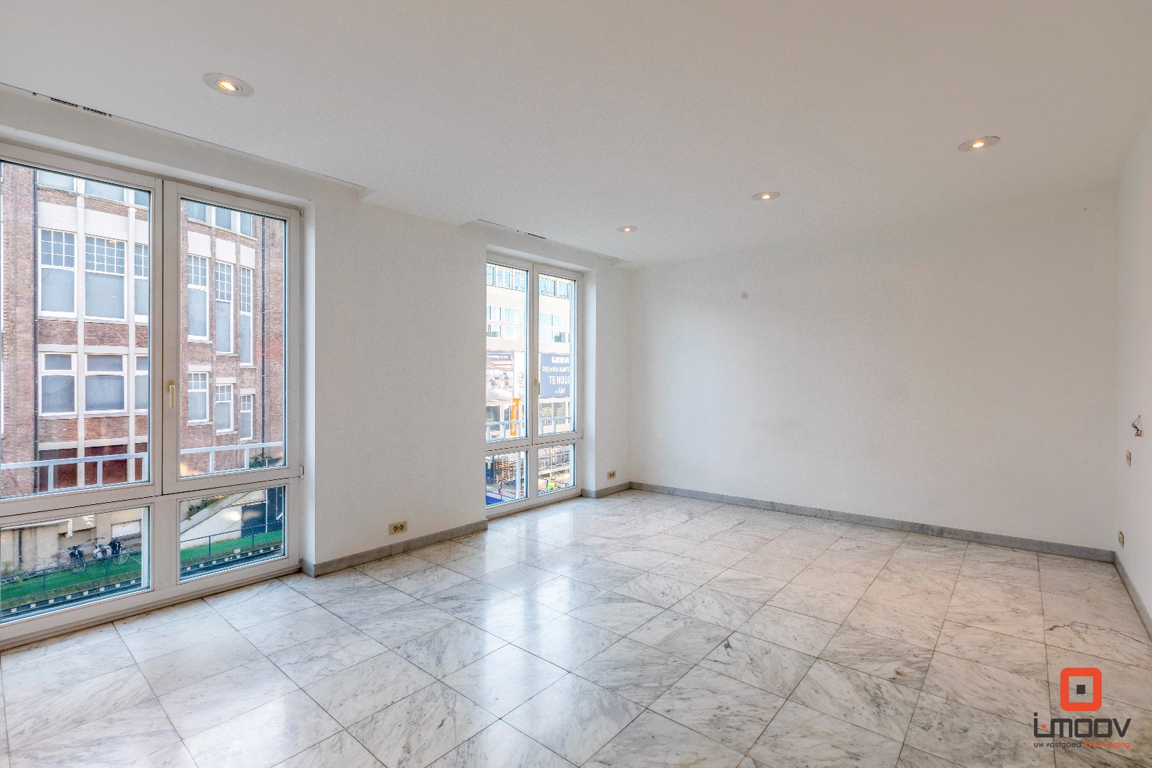 Lichtrijk appartement met uitgestrekt terras in hartje Gent! 