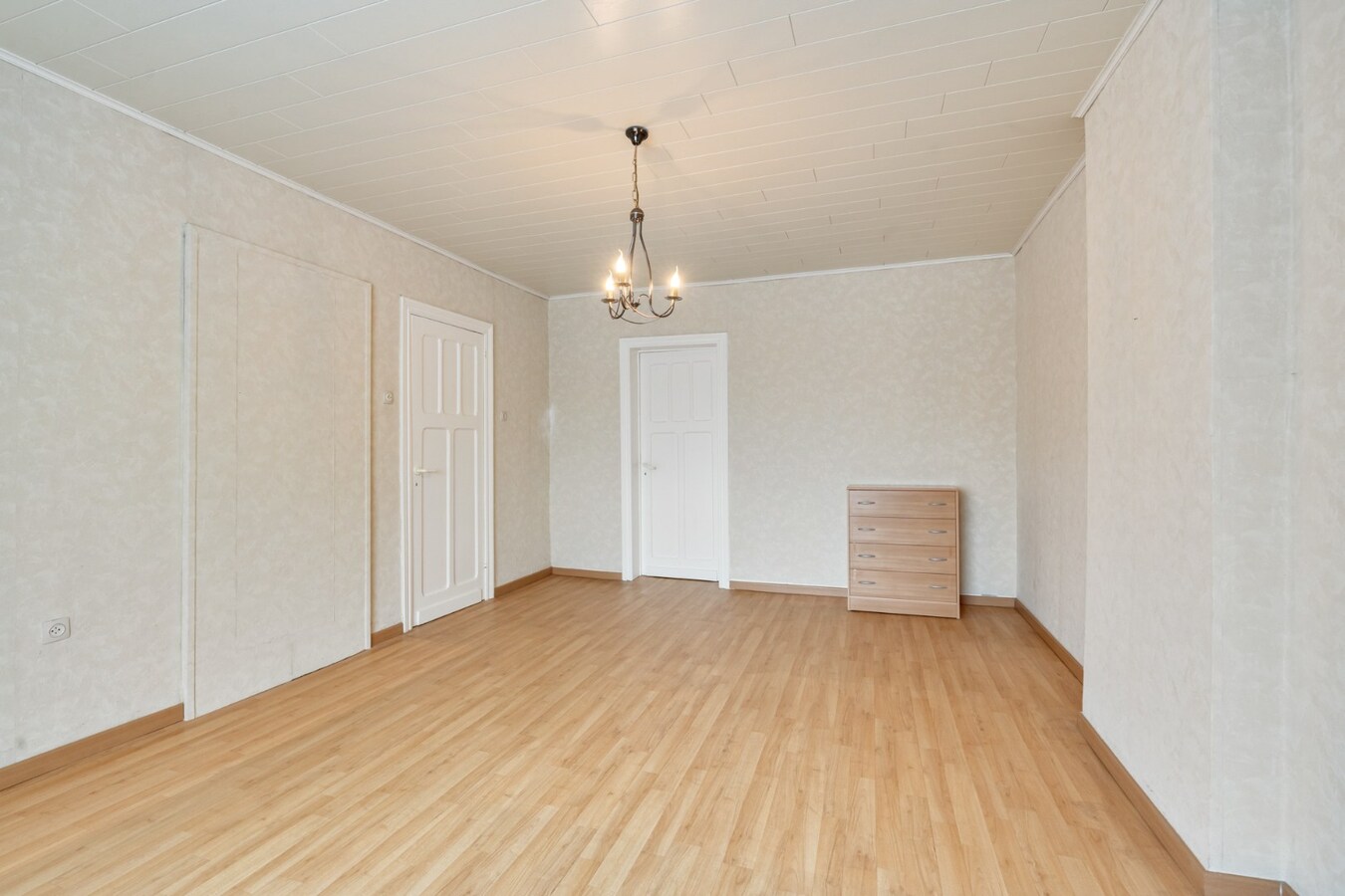 Charmante gezinswoning op een perceel van 5a58ca te Lanklaar, een deelgemeente van Dilsen-Stokkem. 