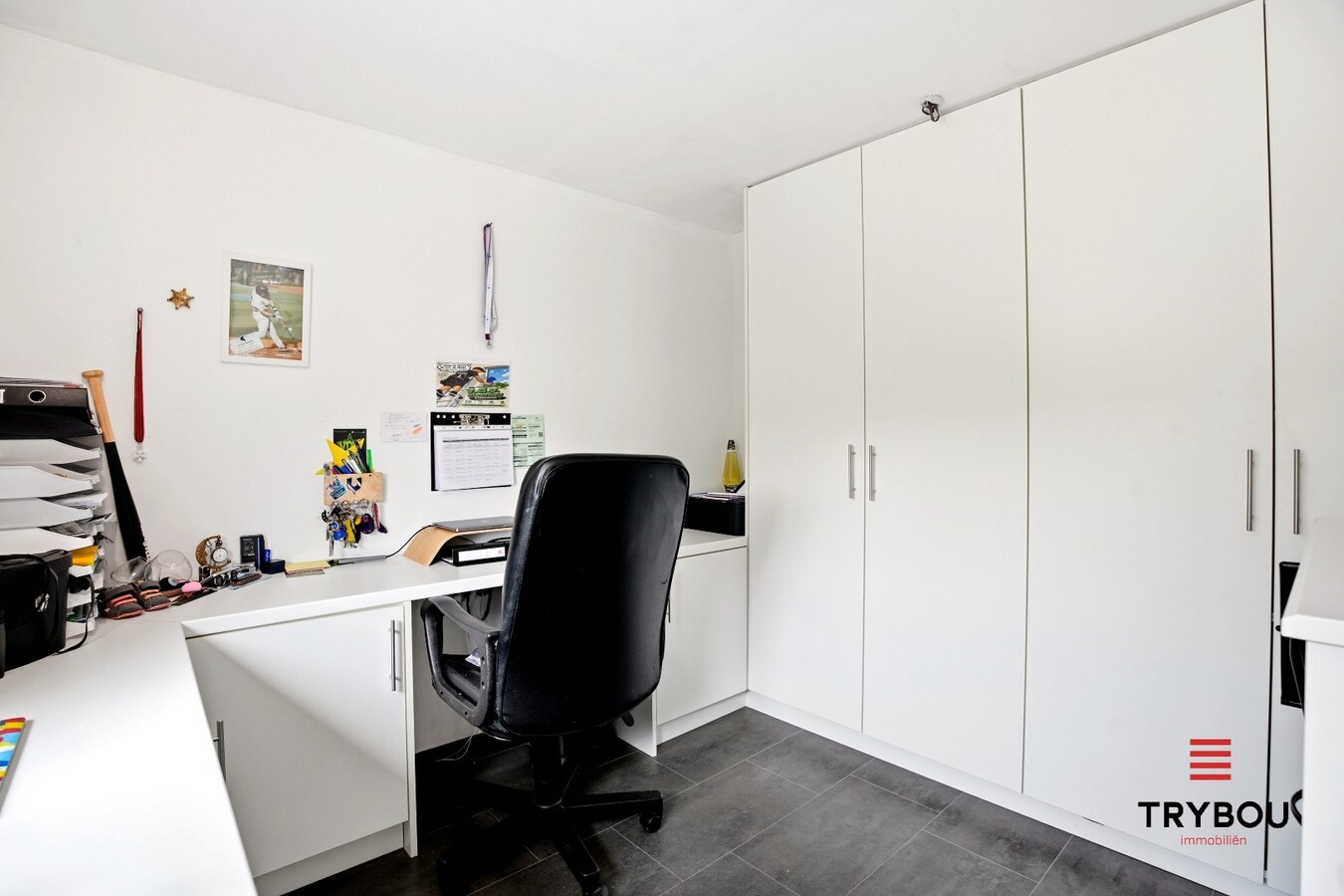 Instapklare woning met 4 slaapkamers te koop in het hartje van Poperinge! 