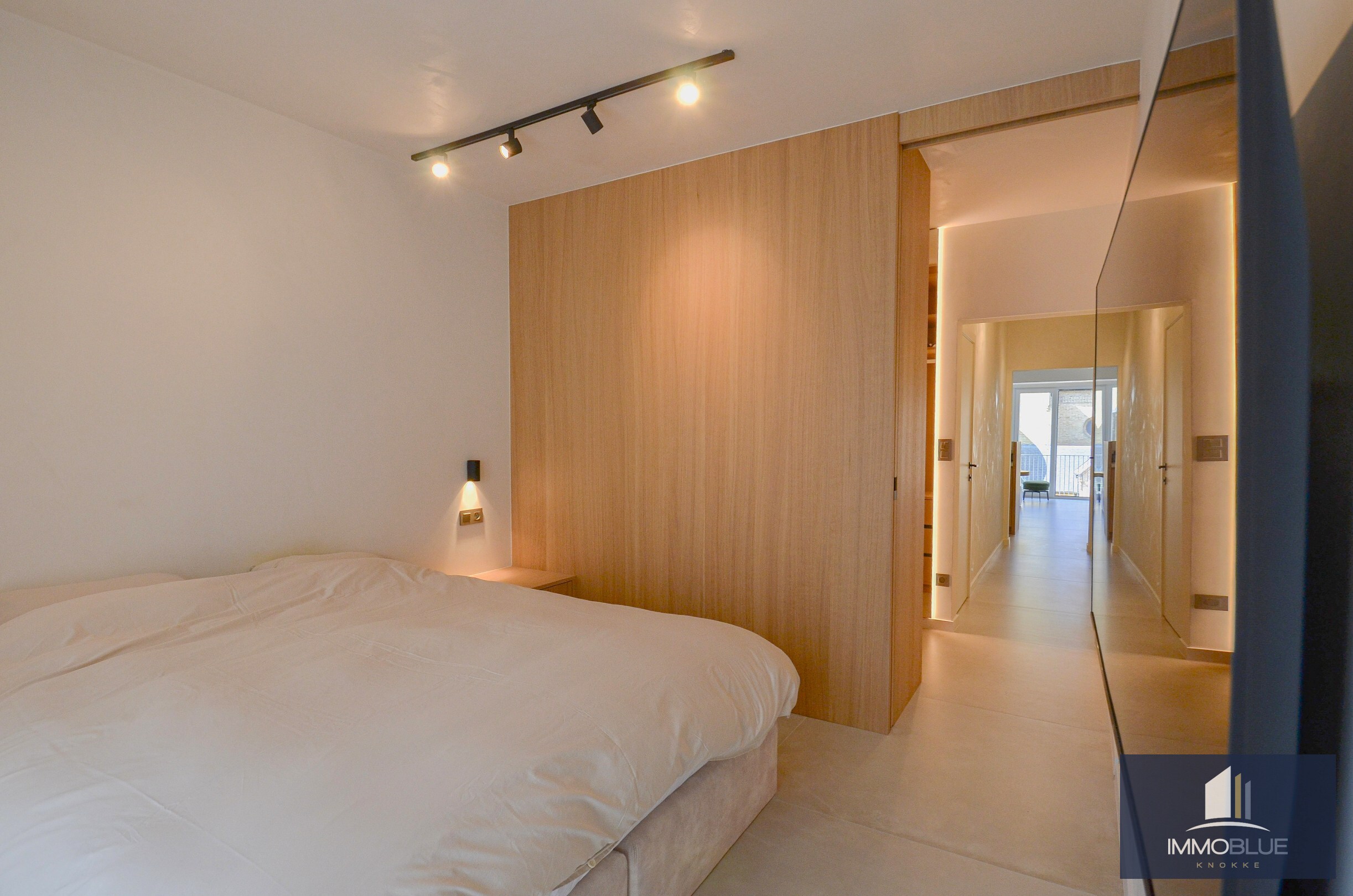 Stijlvol appartement met een open zicht gelegen nabij de Dumortierlaan. 