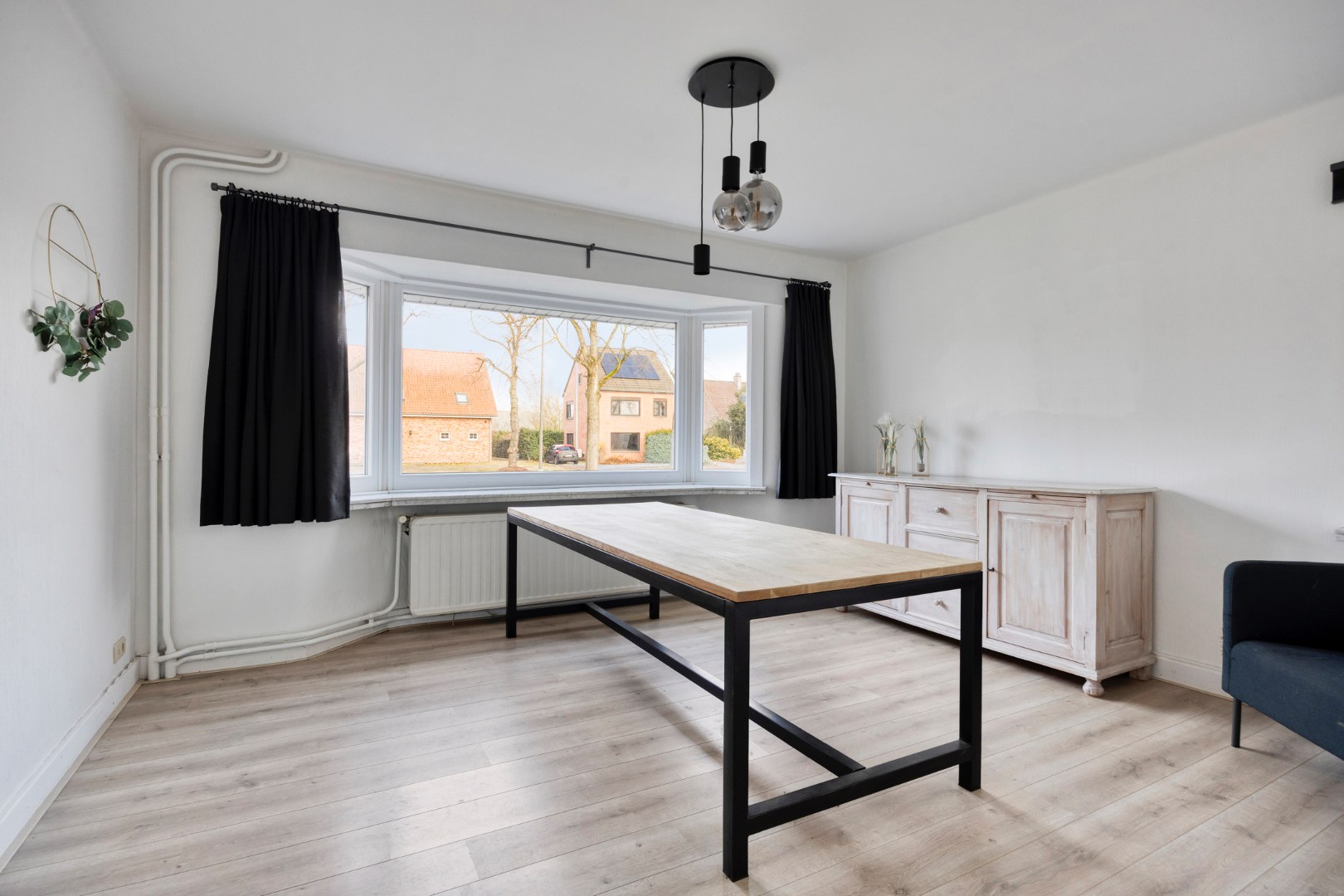 Charmante, instapklare gezinswoning met 4 slpk. op 18a 74ca in Lommel-Kerkhoven 