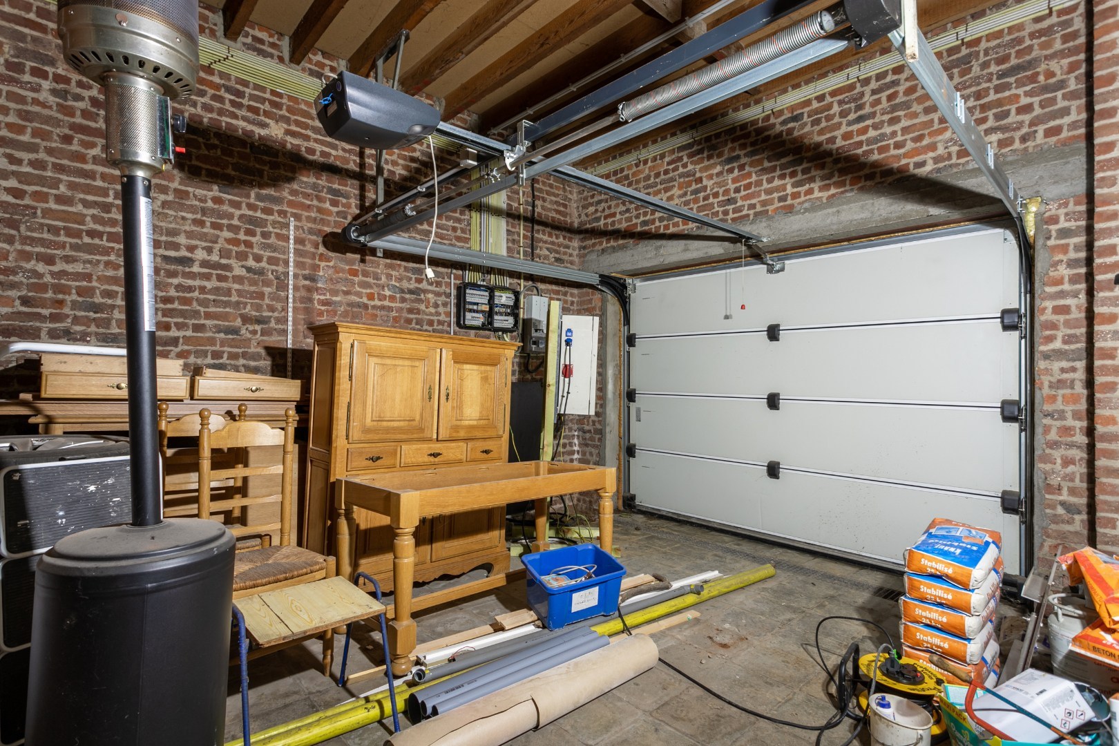 Ruime woning met veel potentieel in een groene omgeving op 39a 