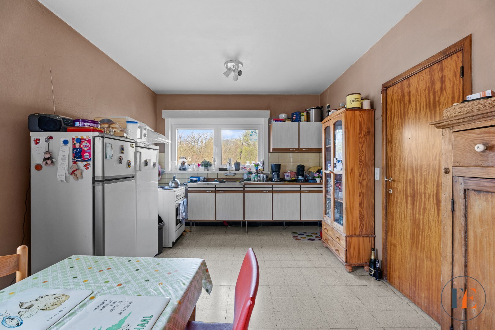 Appartement (135m²) met privatieve tuin(175m²) en garage 