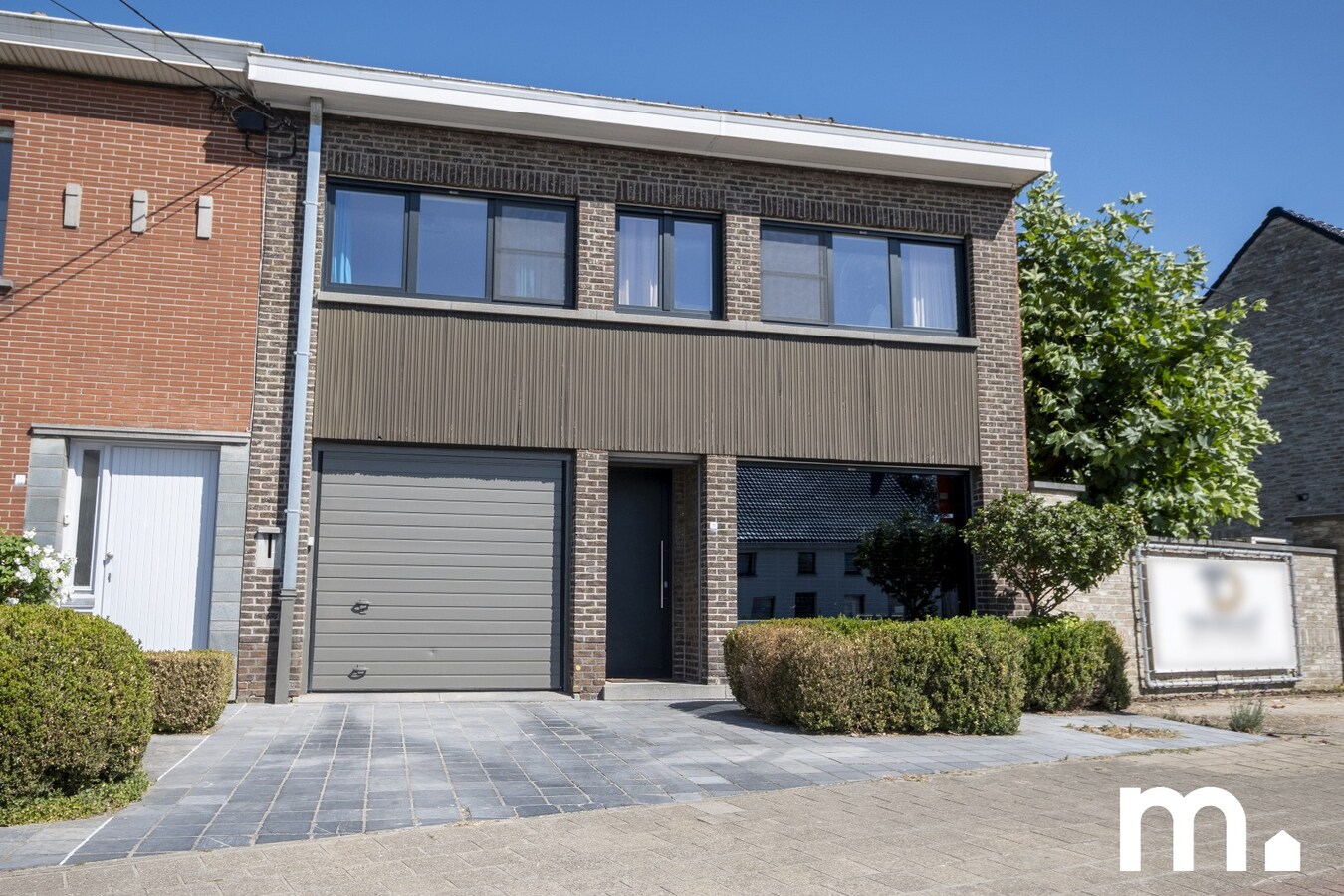 Ruime gezinswoning in de regio Waregem te koop ! 
