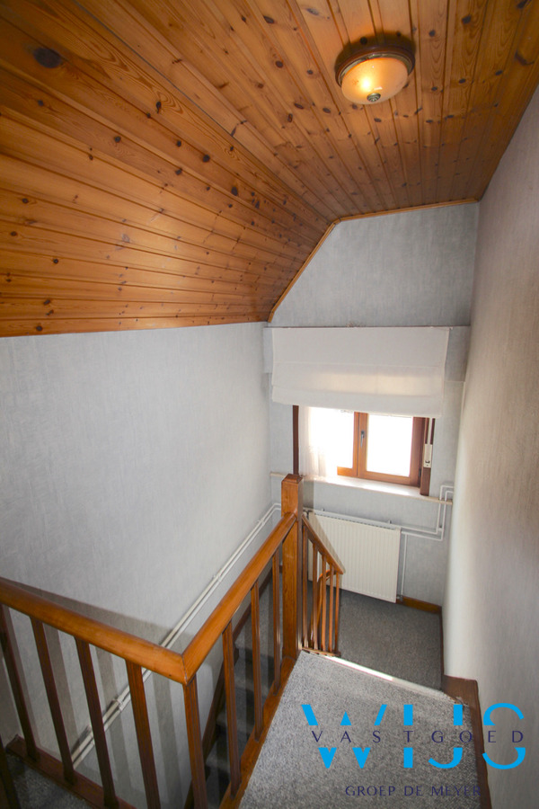 Gezellig woonhuis met mooie veranda en groene tuin ! 