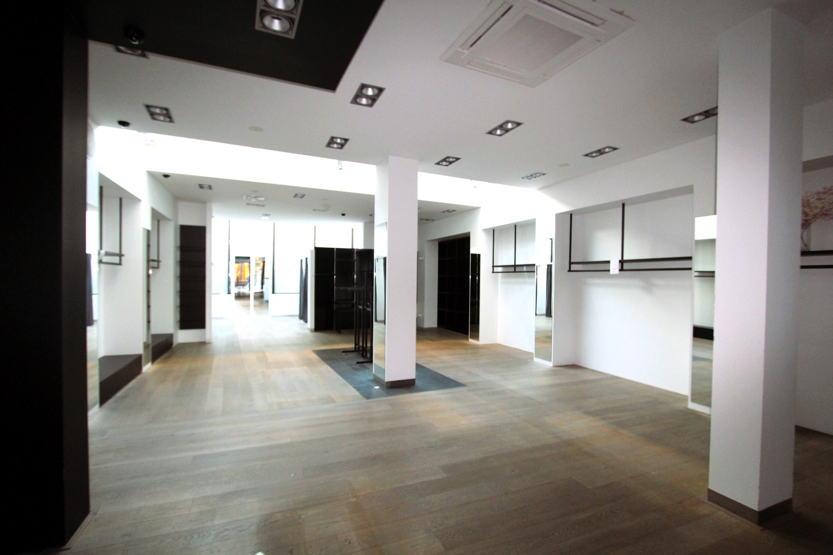 VOLLEDIG INSTAPKLAAR HANDELSPAND 