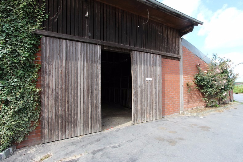 Loods met zoldering te Koekelare 