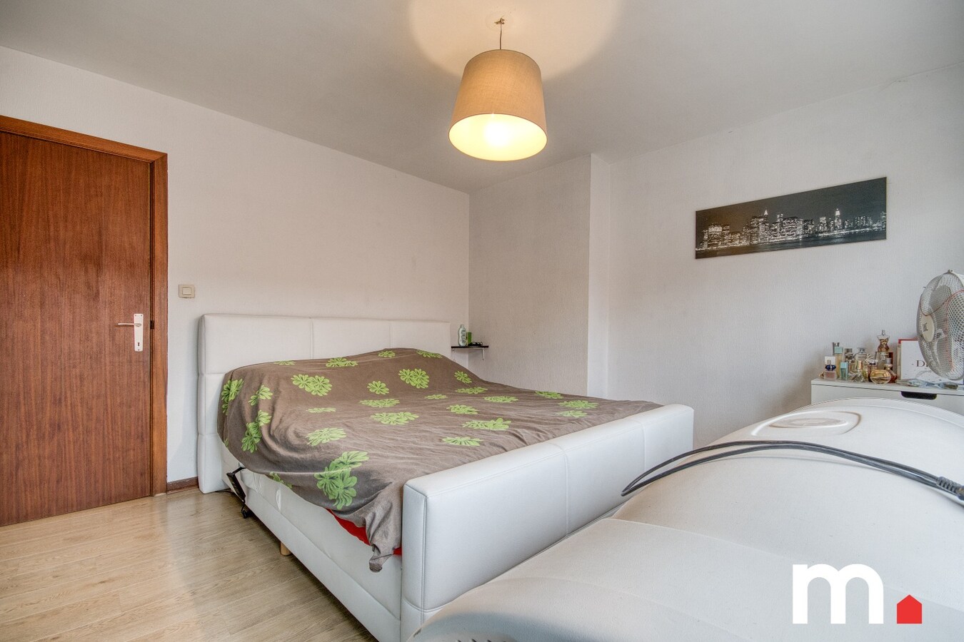 Instapklare woning te Lauwe met 4 slaapkamers nabij het centrum met garage ! 