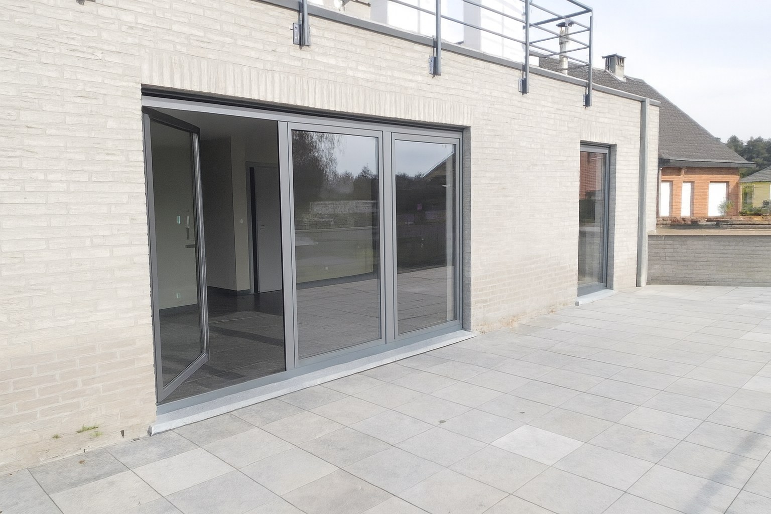 Instapklaar appartement met 2-3 slpk. in centrum Olen 