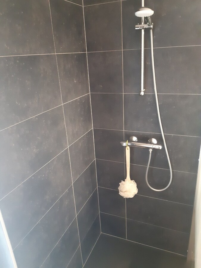 Ruim appartement in hartje Gavere. 