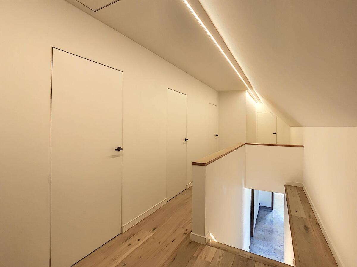 Exclusieve villa te huur in Kruishoutem 