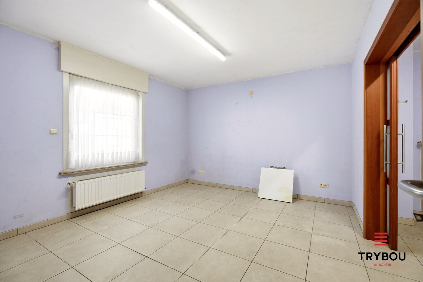 Ruime halfopen woning met 5 slaapkamers te koop in Werken met garage en ruime tuin! 