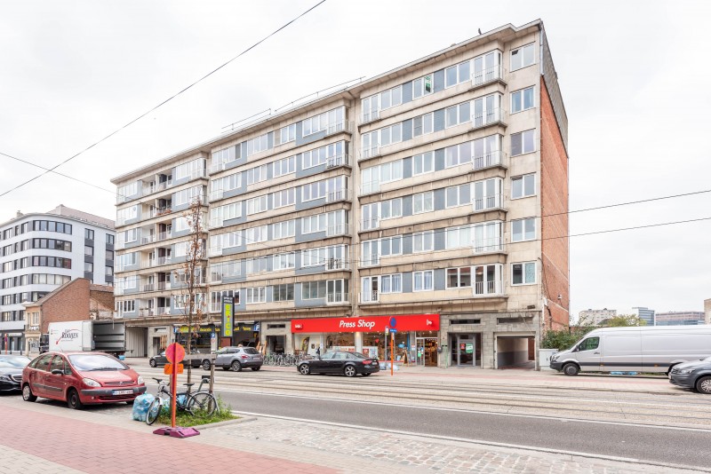 Buitenkans: lichtrijk appartement op toplocatie 